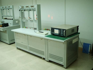 YC1893R Интеграцийн бүтцийн дизайн Хэмжил зүйн лабораторийн өндөр нарийвчлалтай гурван фазын тоолуурын туршилтын систем